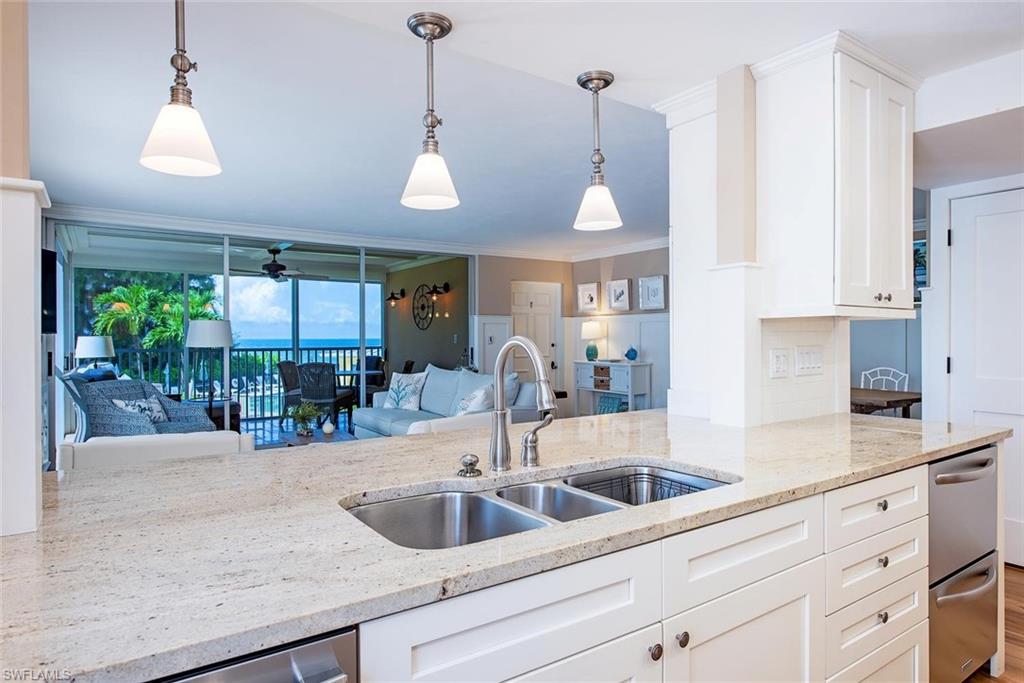 3483 Gulf Shore BLVD N 104