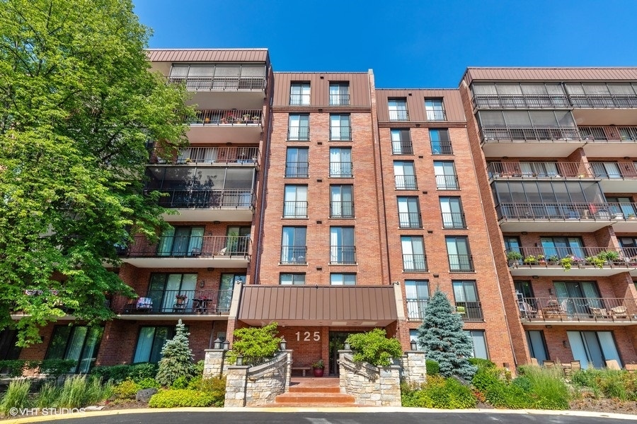 125 Acacia Circle Unit: 611