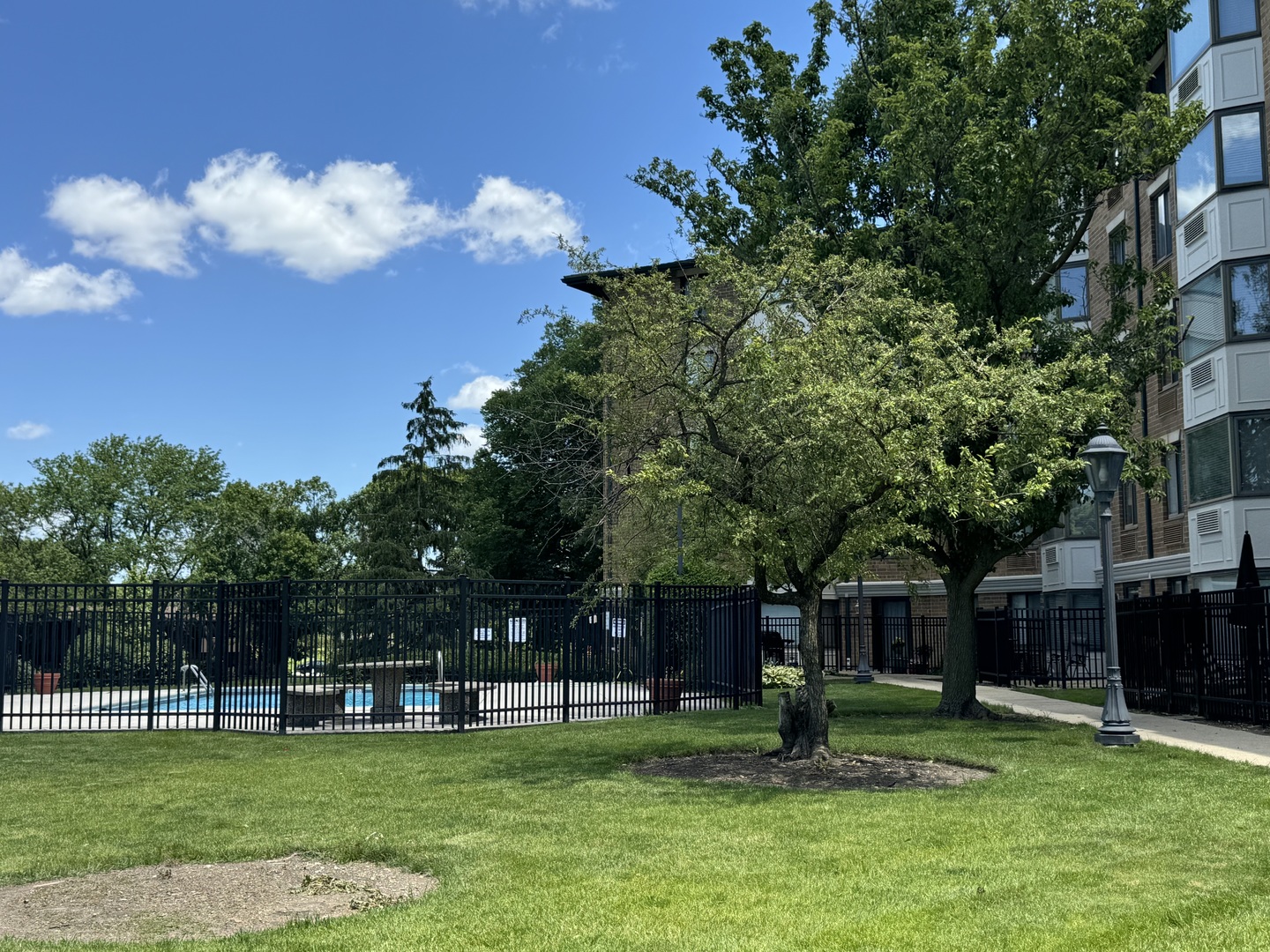470 Fawell Boulevard Unit: 220