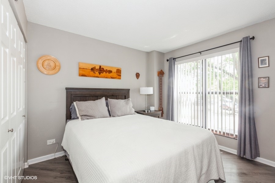 511 AURORA Avenue Unit: 218