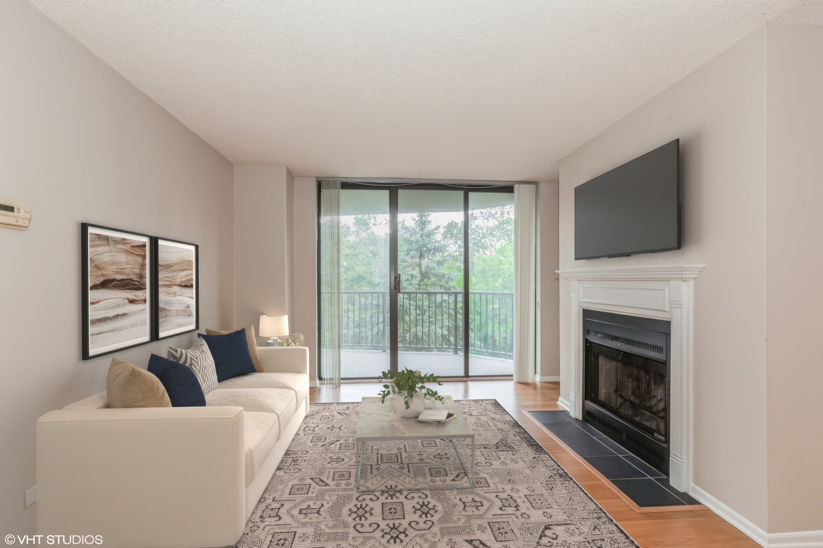511 Aurora Avenue Unit: 414