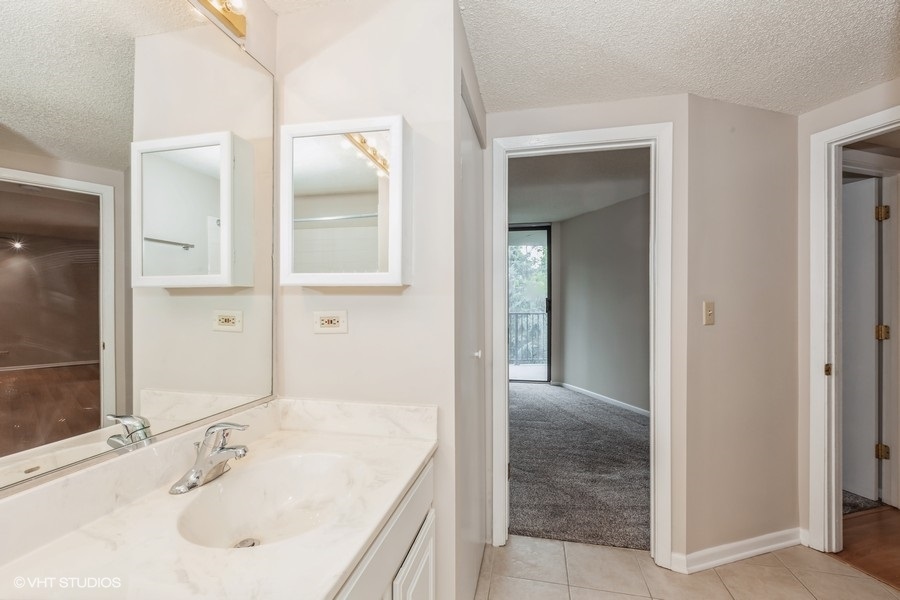 511 Aurora Avenue Unit: 414