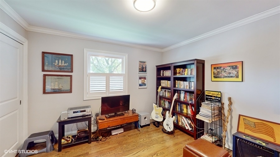1113 Emerald Drive