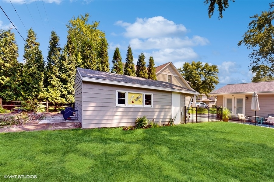 1113 Emerald Drive