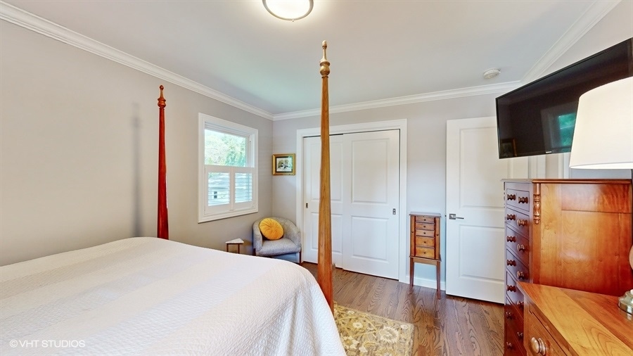 1113 Emerald Drive