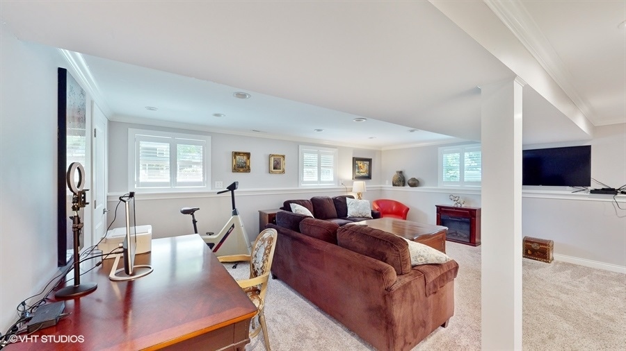 1113 Emerald Drive