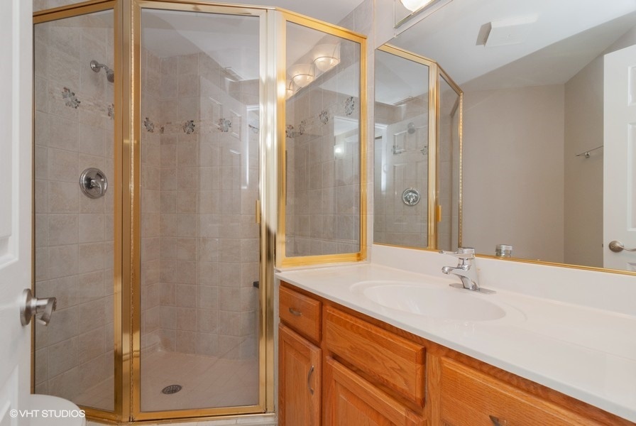 511 Aurora Avenue Unit: 118