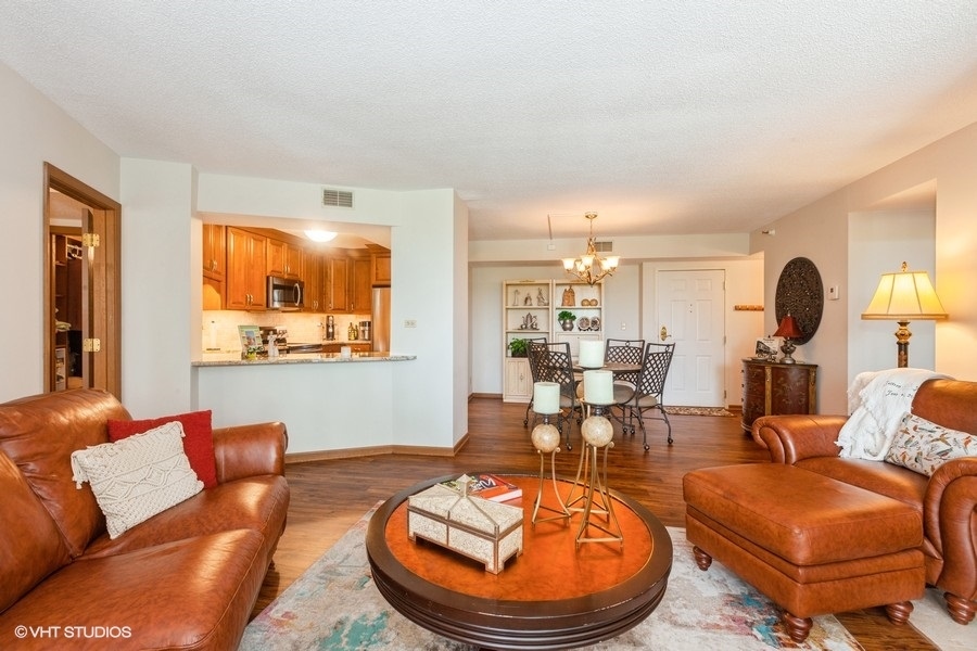 509 Aurora Avenue Unit: 401