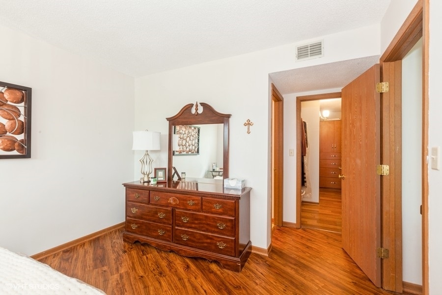 509 Aurora Avenue Unit: 401