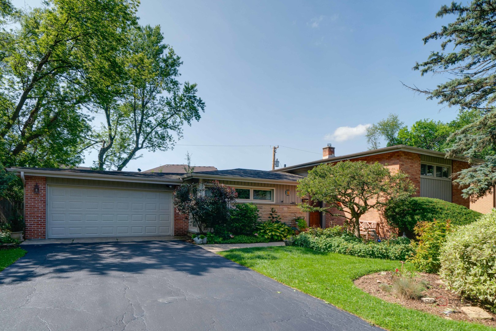 245 W Cheryl Lane