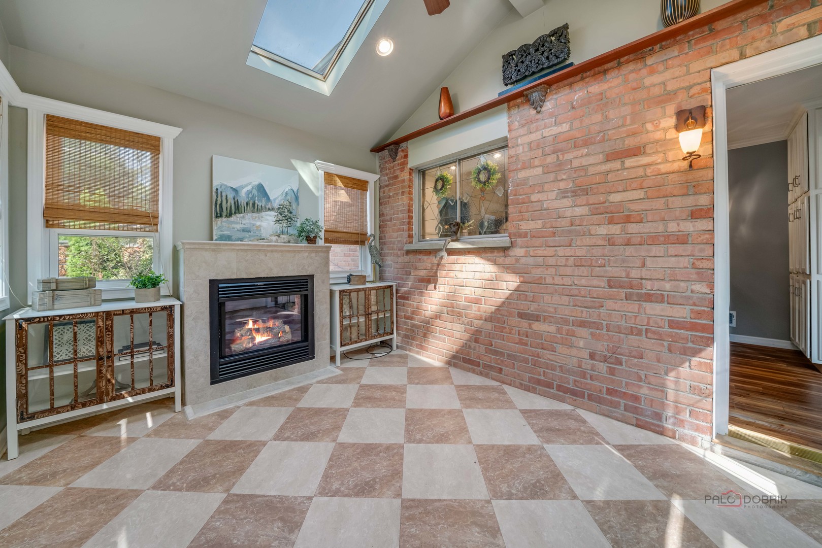 245 W Cheryl Lane