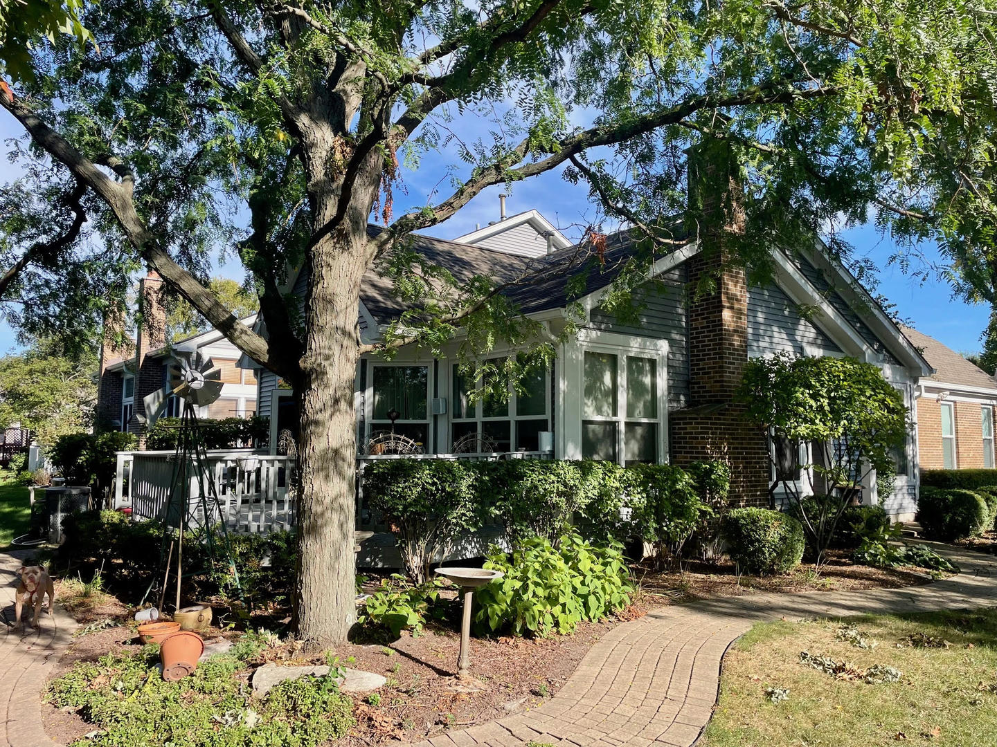 923 Heathrow Lane
