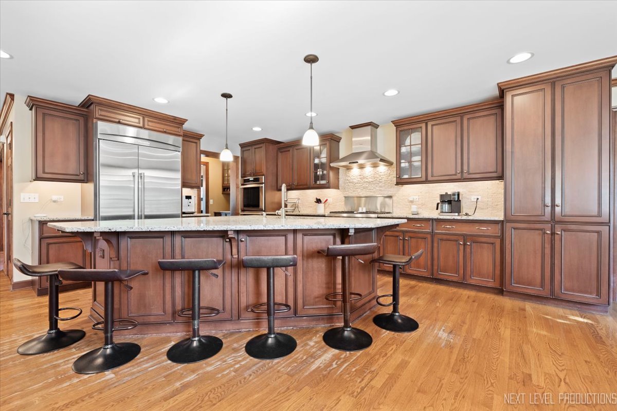 938 Oakleaf Court