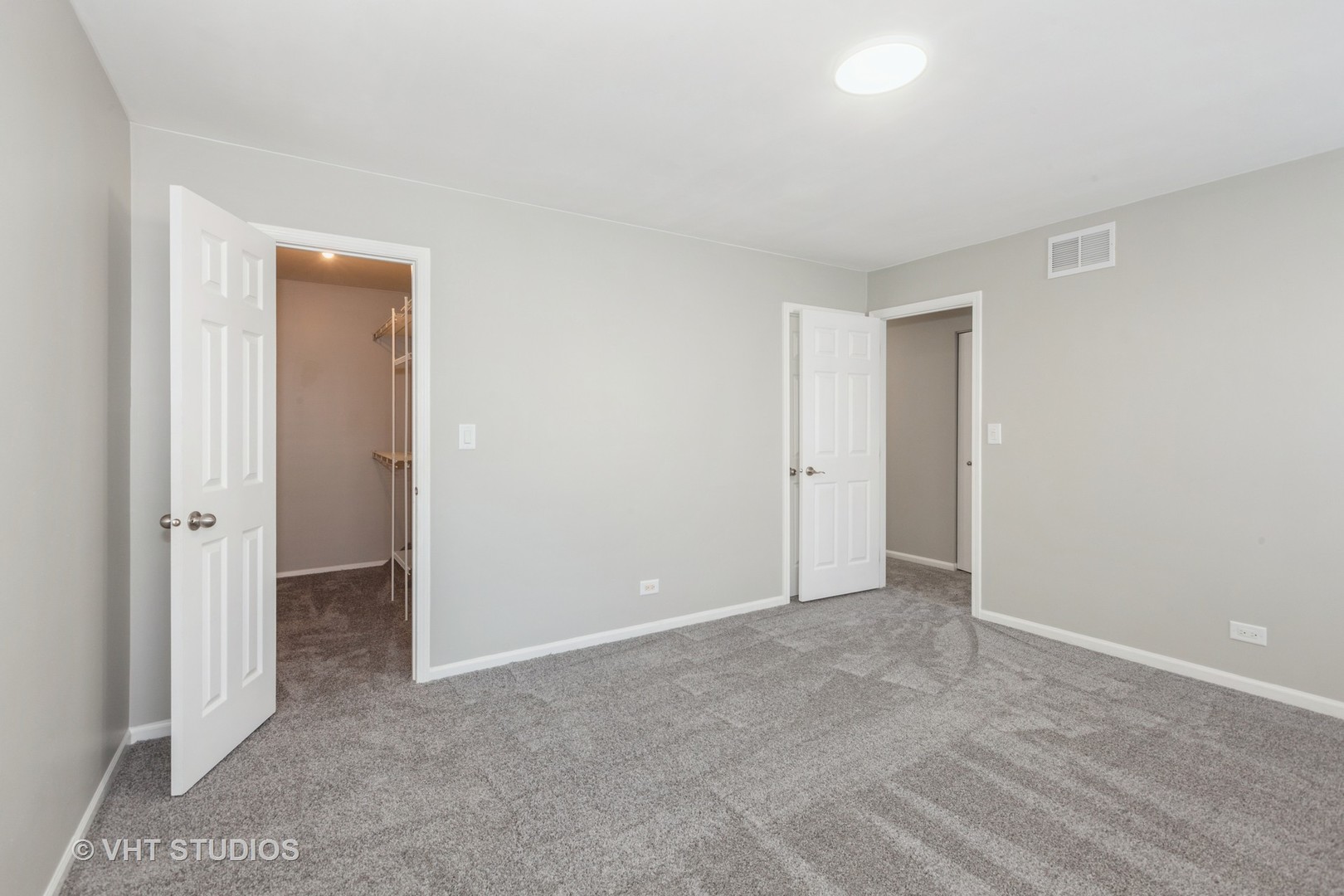 2626 Wingate Court Unit: 2626