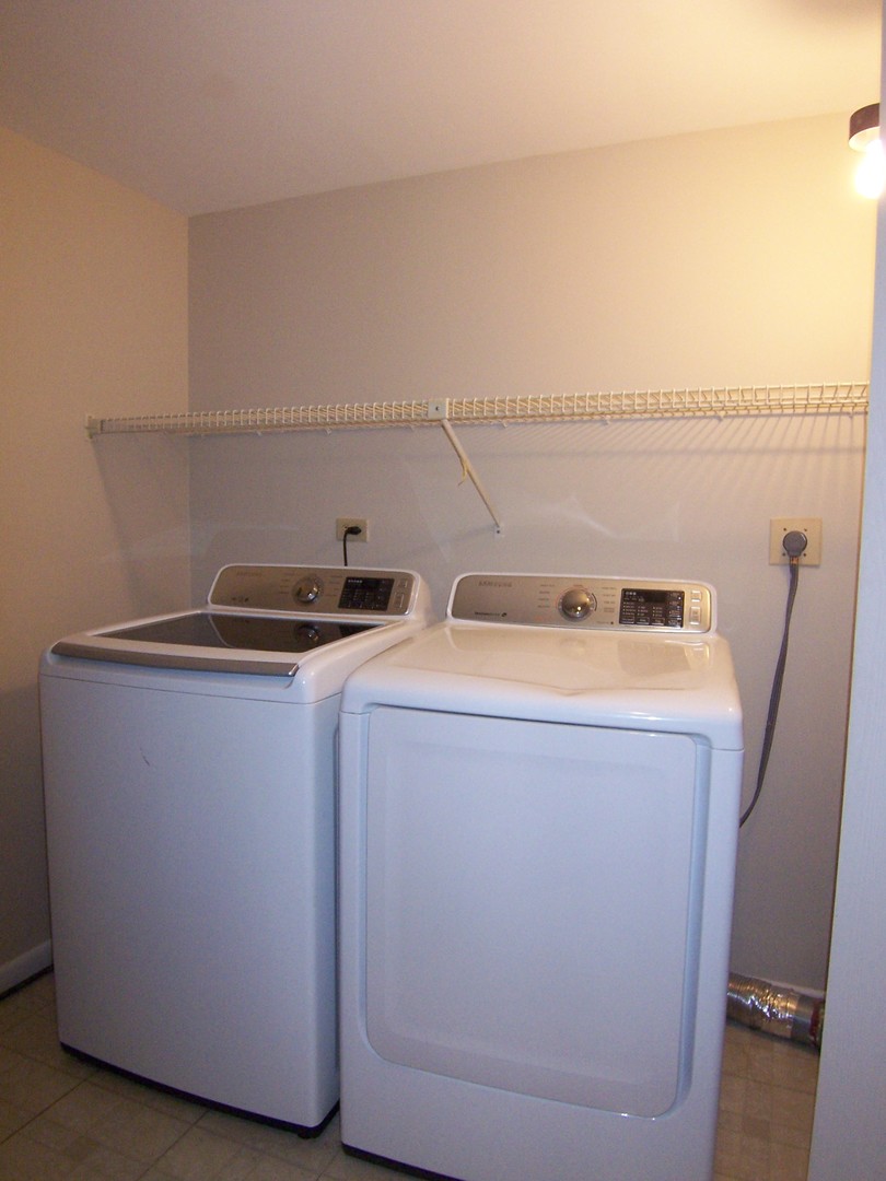 511 Aurora Avenue Unit: 311