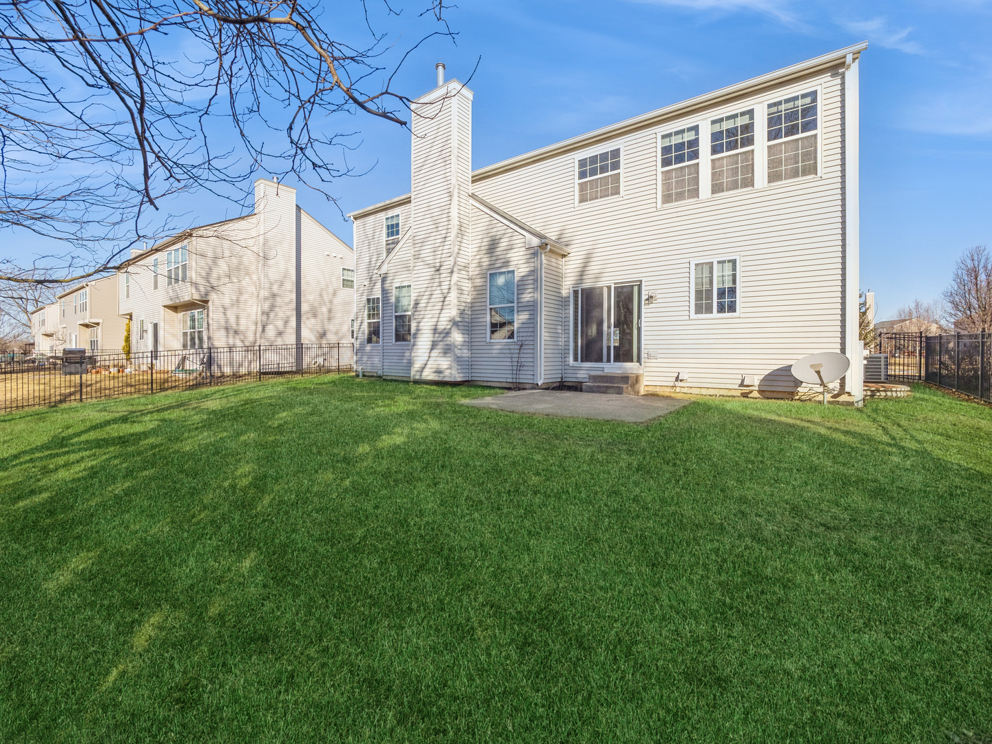 2446 Woodside Drive