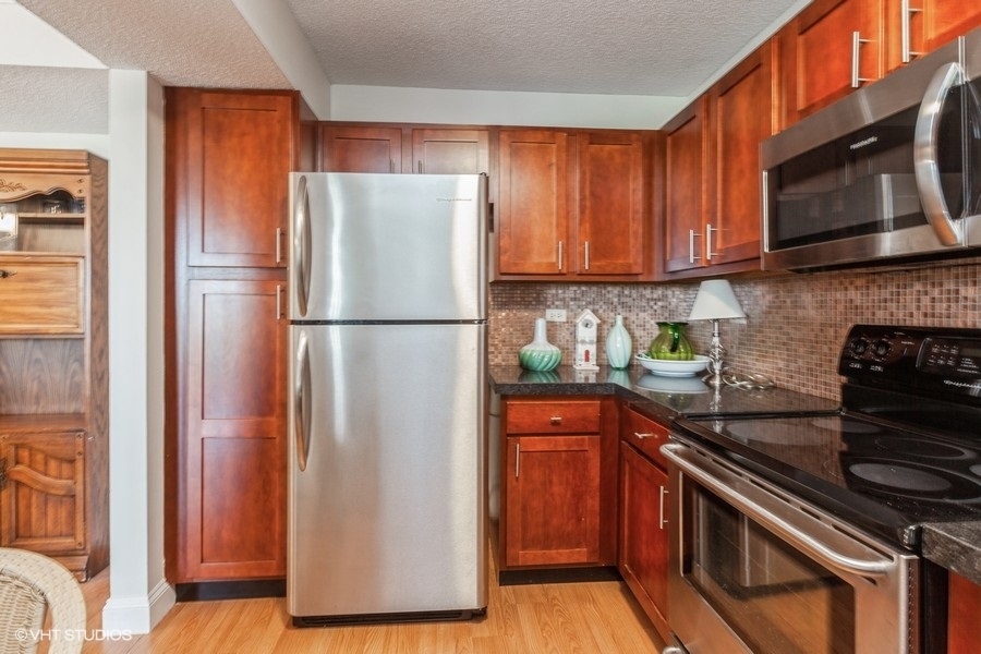 509 Aurora Avenue Unit: 620