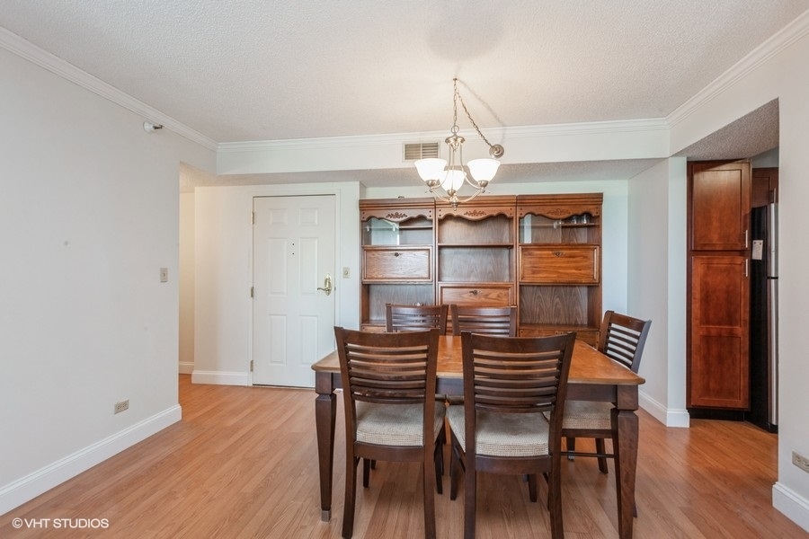 509 Aurora Avenue Unit: 620