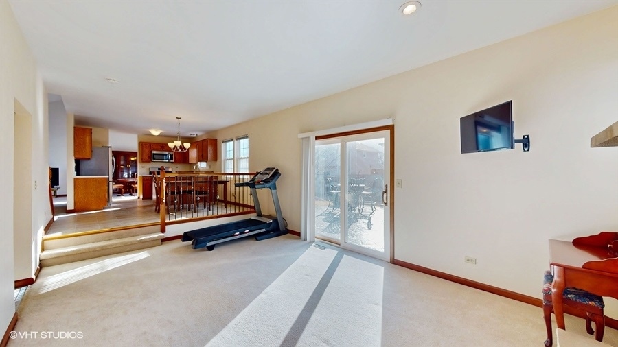 485 E Cimarron Drive