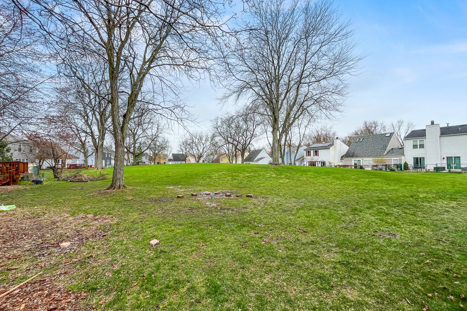 29W463 Hawthorne Lane