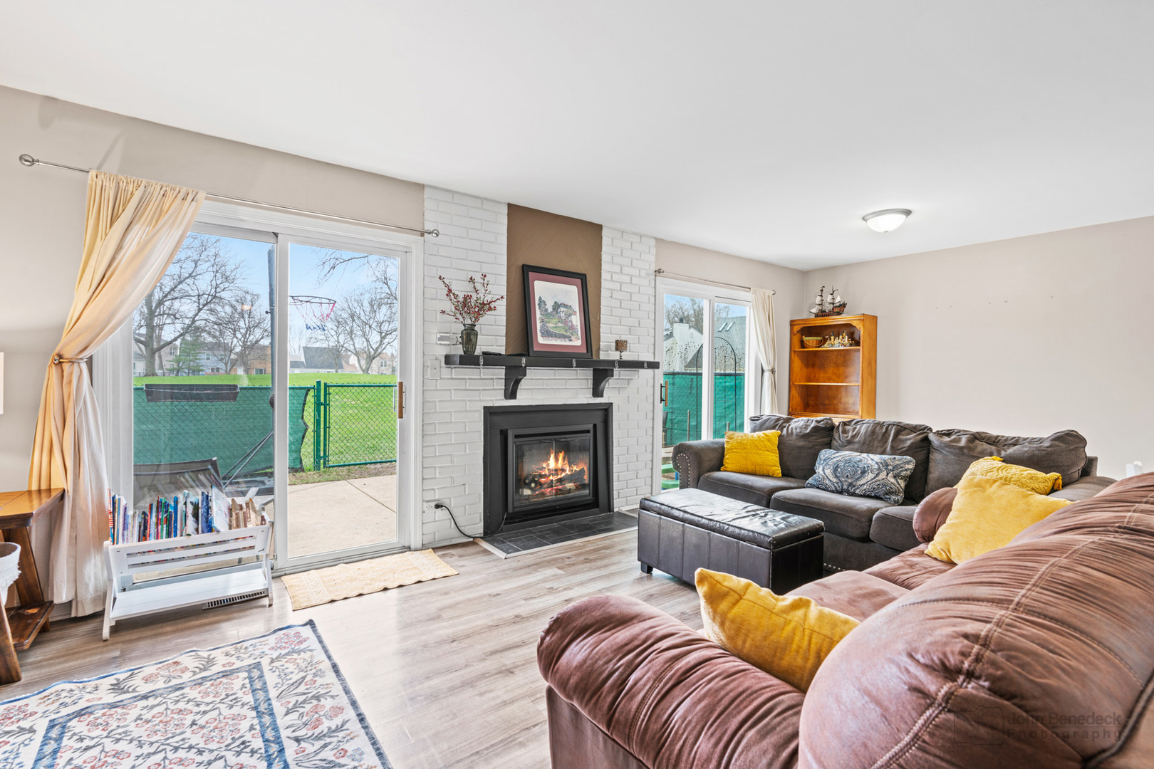 29W463 Hawthorne Lane