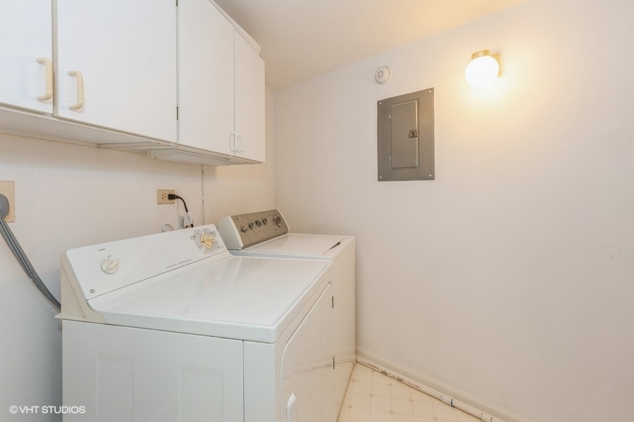 511 Aurora Avenue Unit: 606