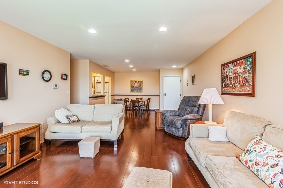 801 79th Street Unit: 307