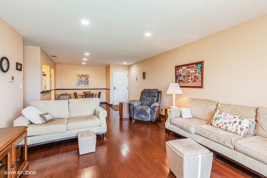 801 79th Street Unit: 307