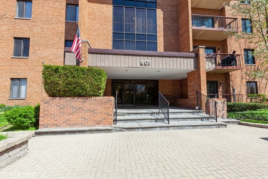 801 79th Street Unit: 307