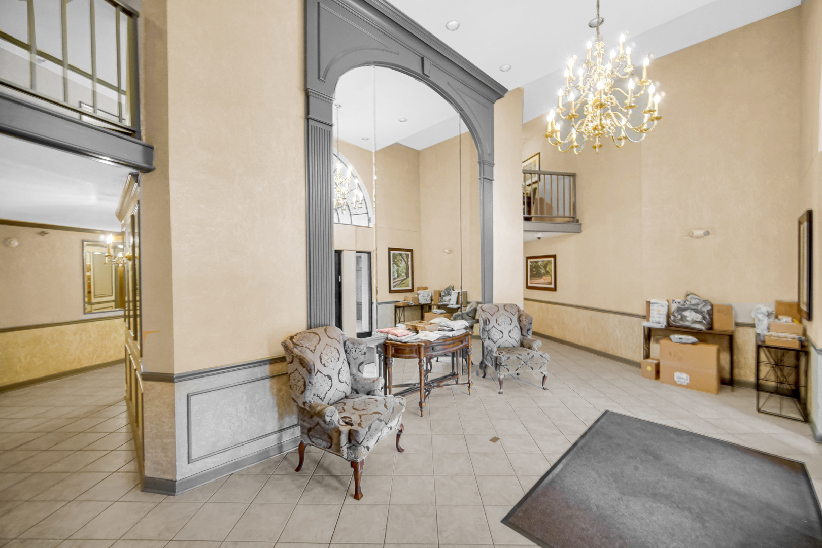 511 Aurora Avenue Unit: 413