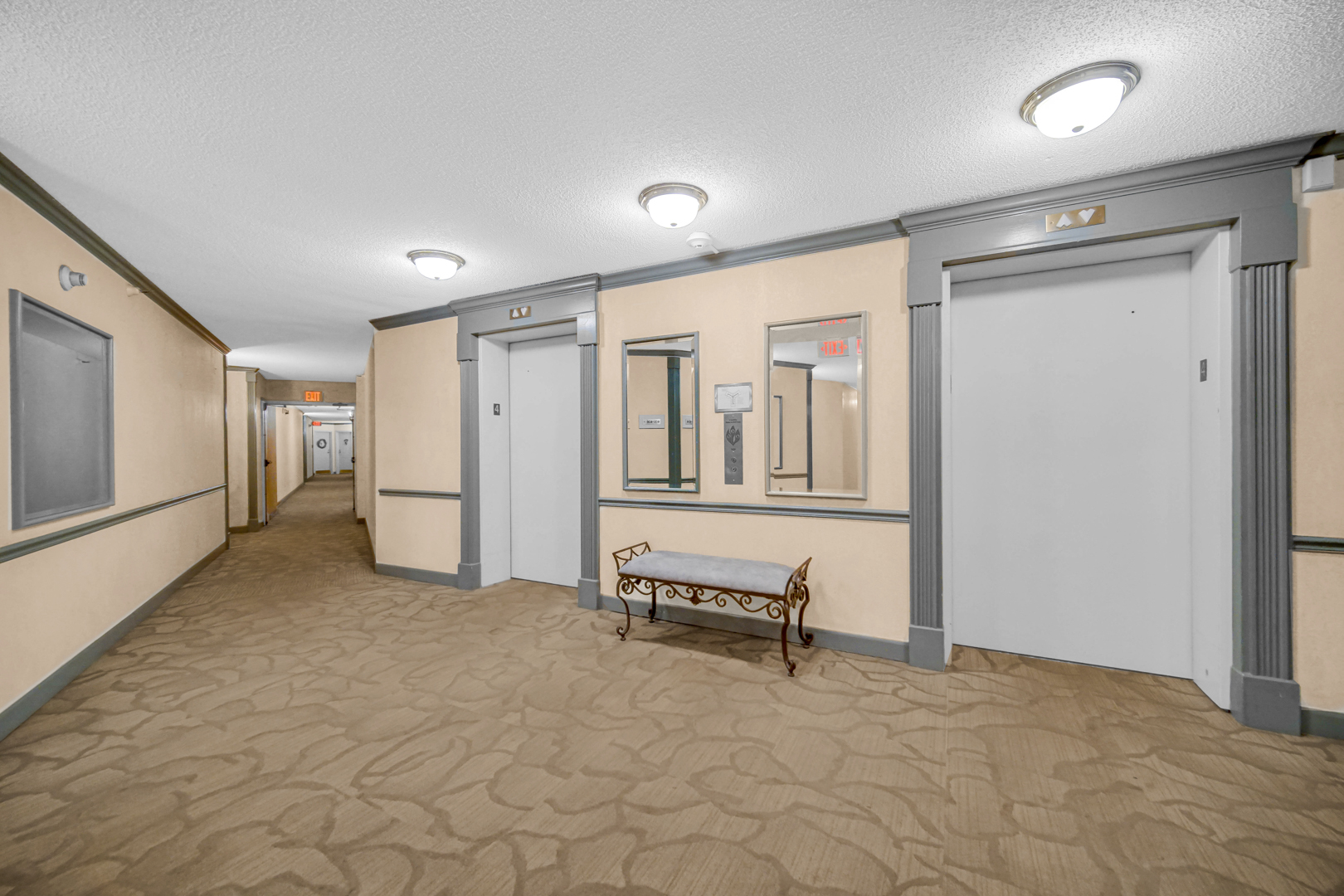 511 Aurora Avenue Unit: 413