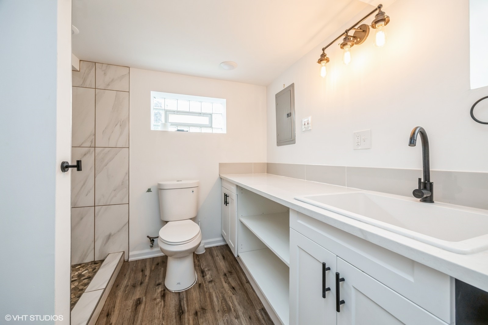 3818 W 107th Street