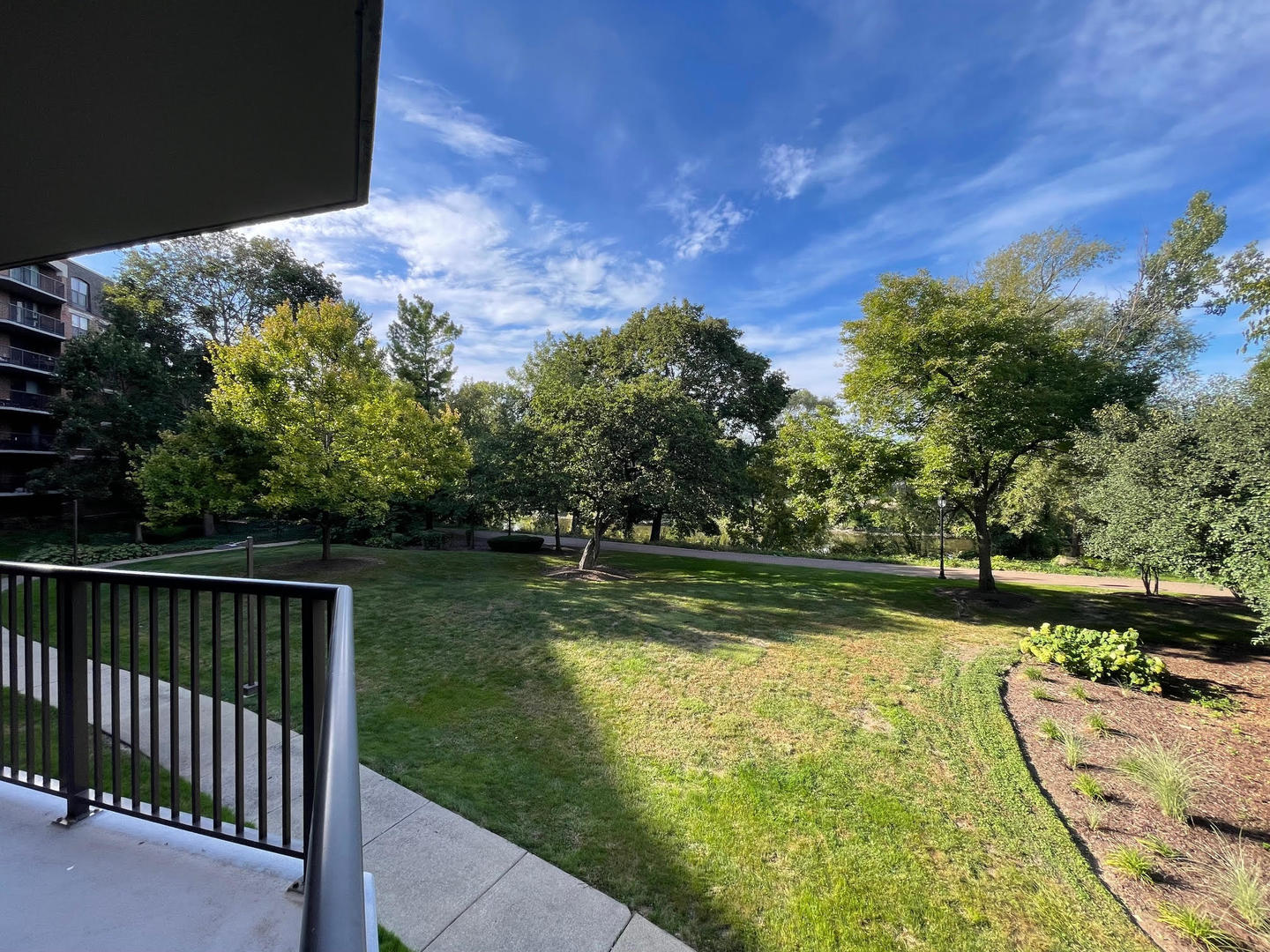 511 AURORA Avenue Unit: 104