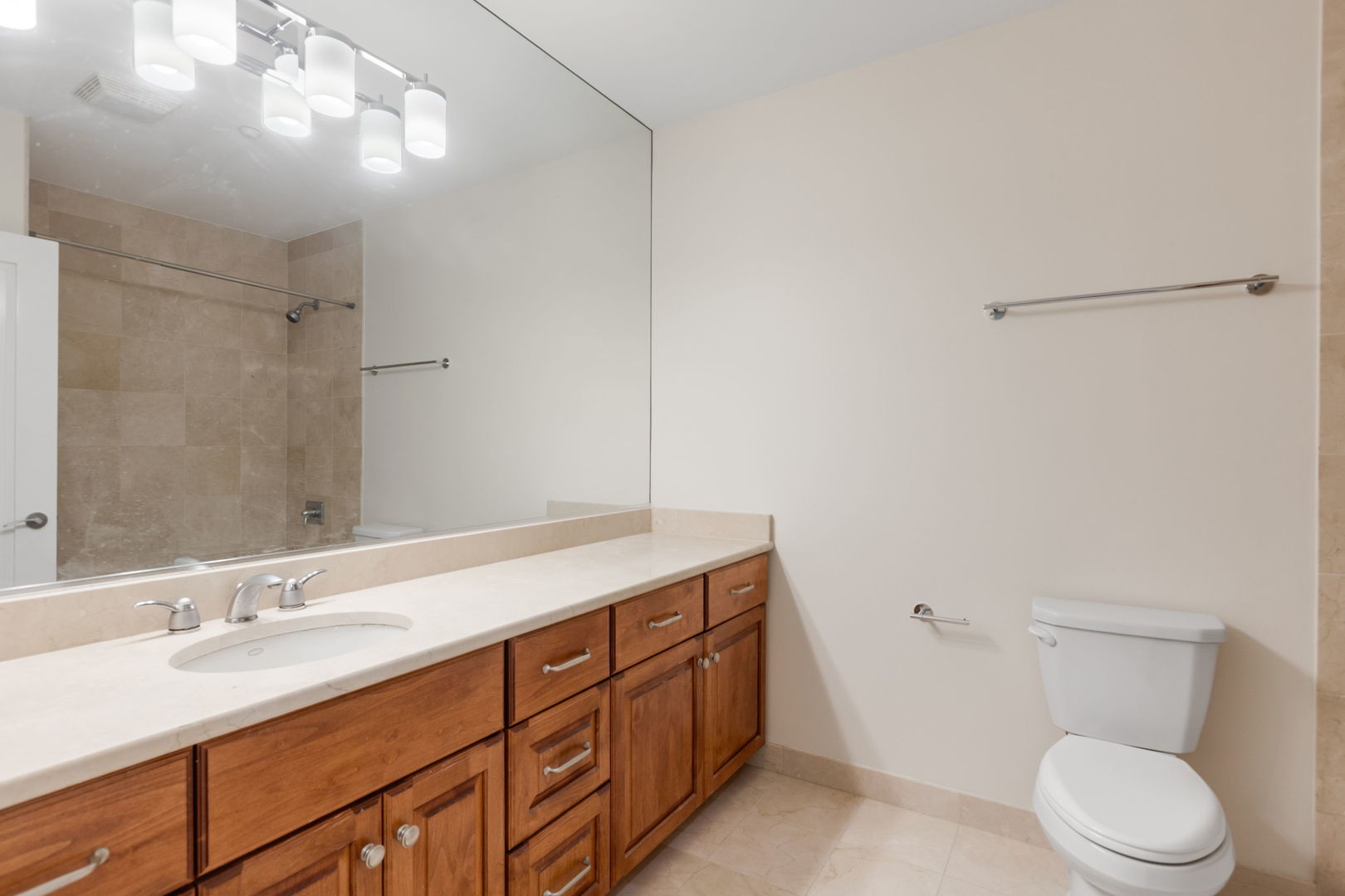 520 S Washington Street Unit: 103