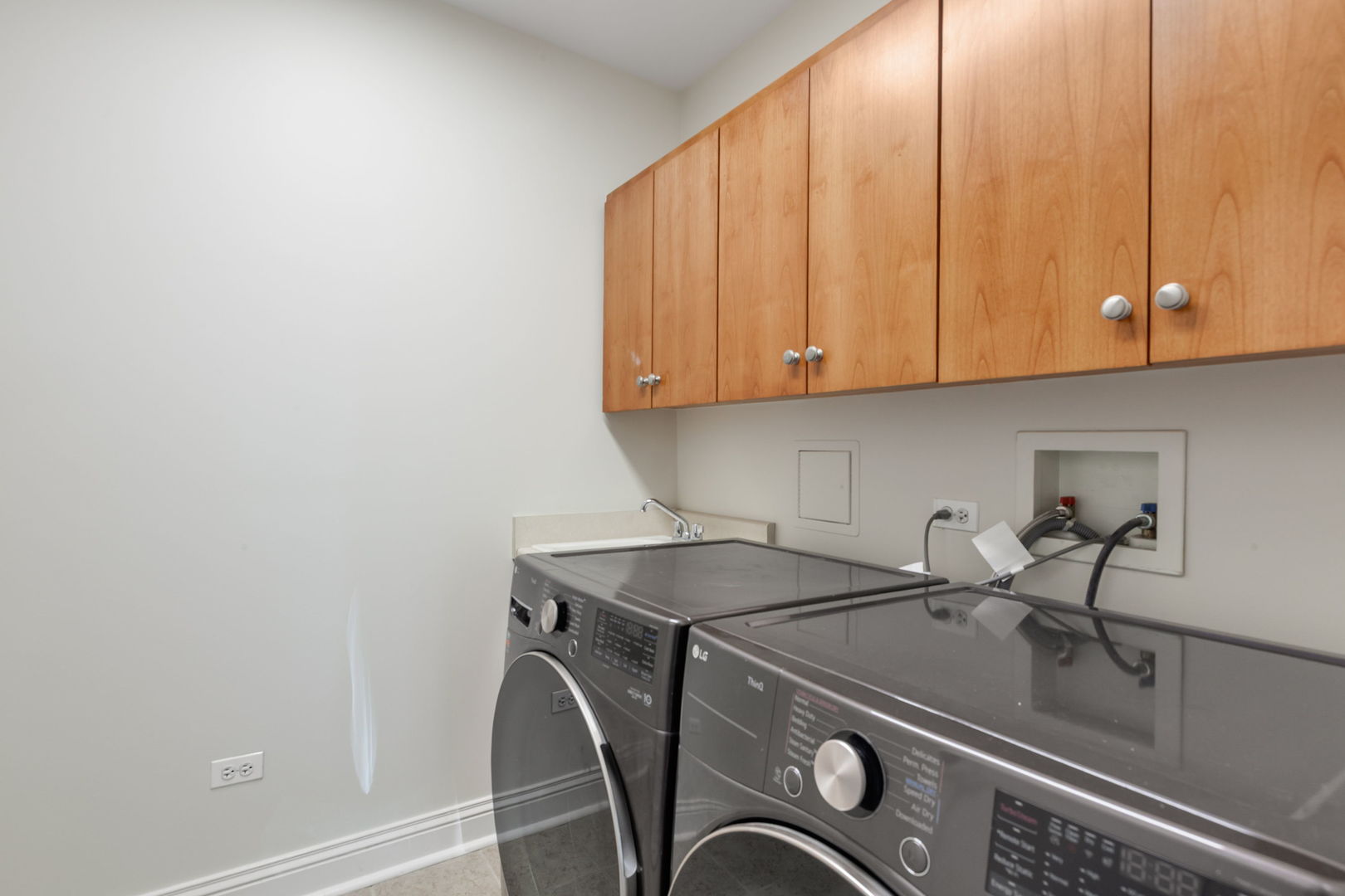 520 S Washington Street Unit: 103
