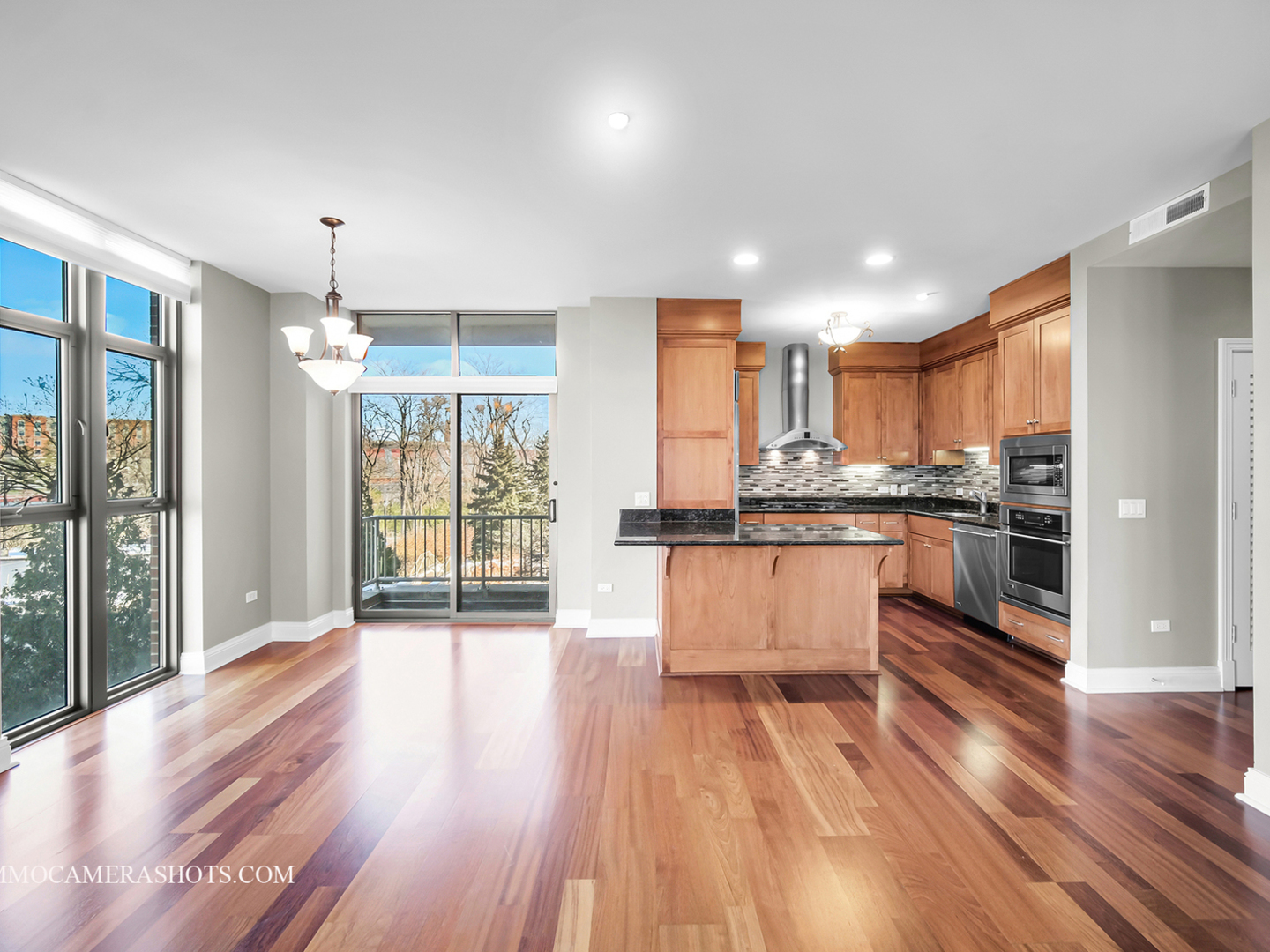 520 S Washington Street Unit: 201