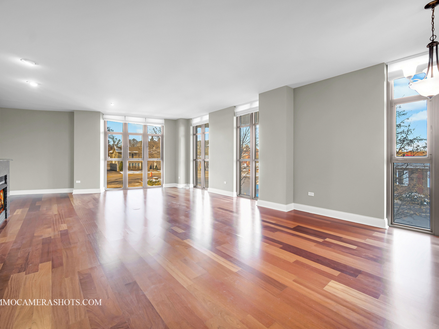 520 S Washington Street Unit: 201