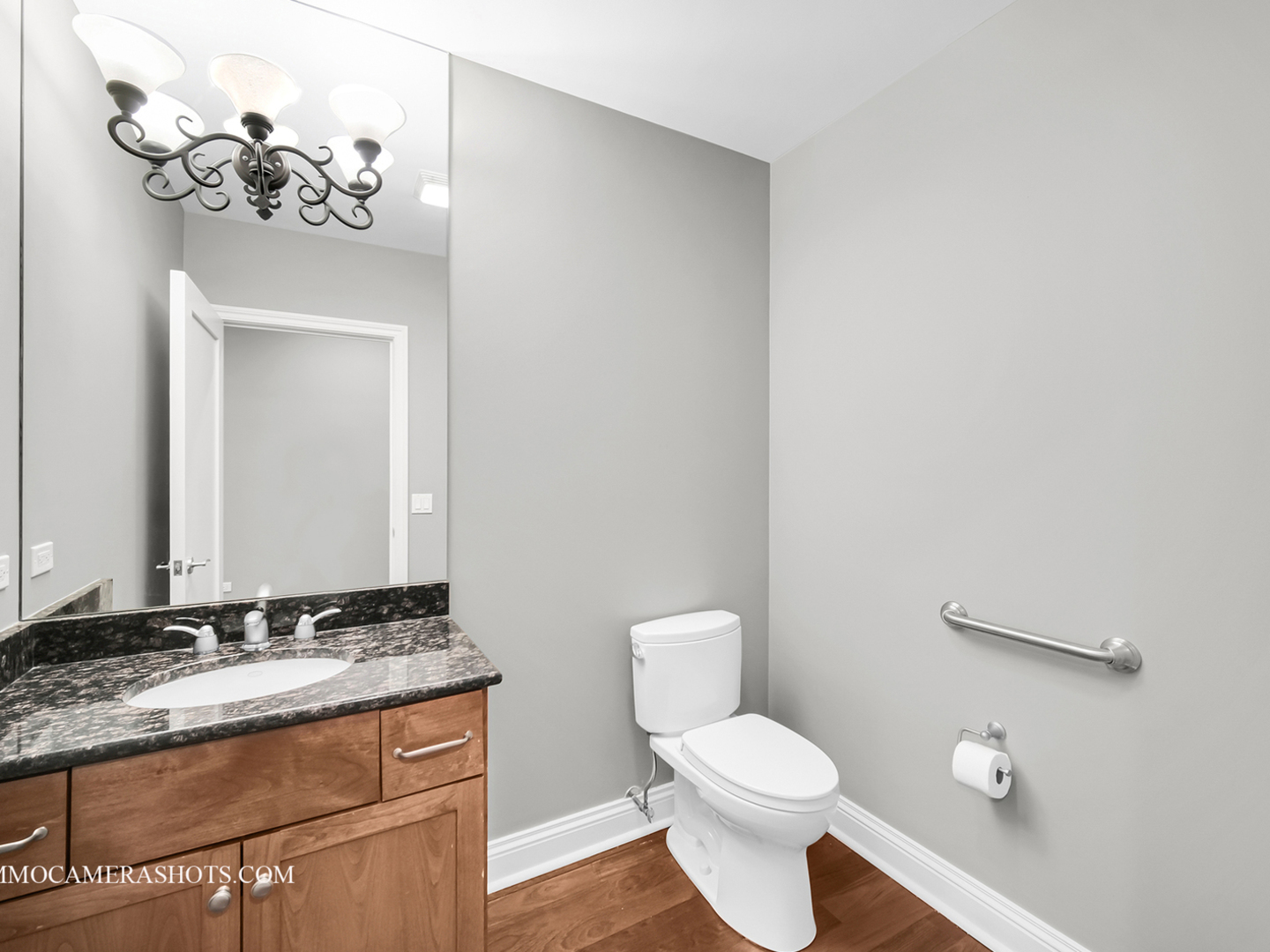 520 S Washington Street Unit: 201