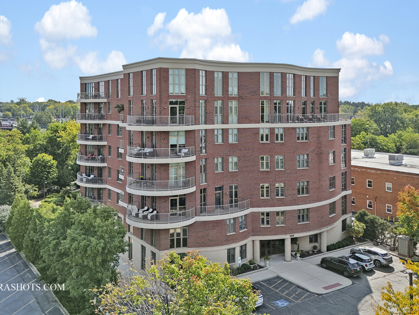 520 S Washington Street Unit: 201
