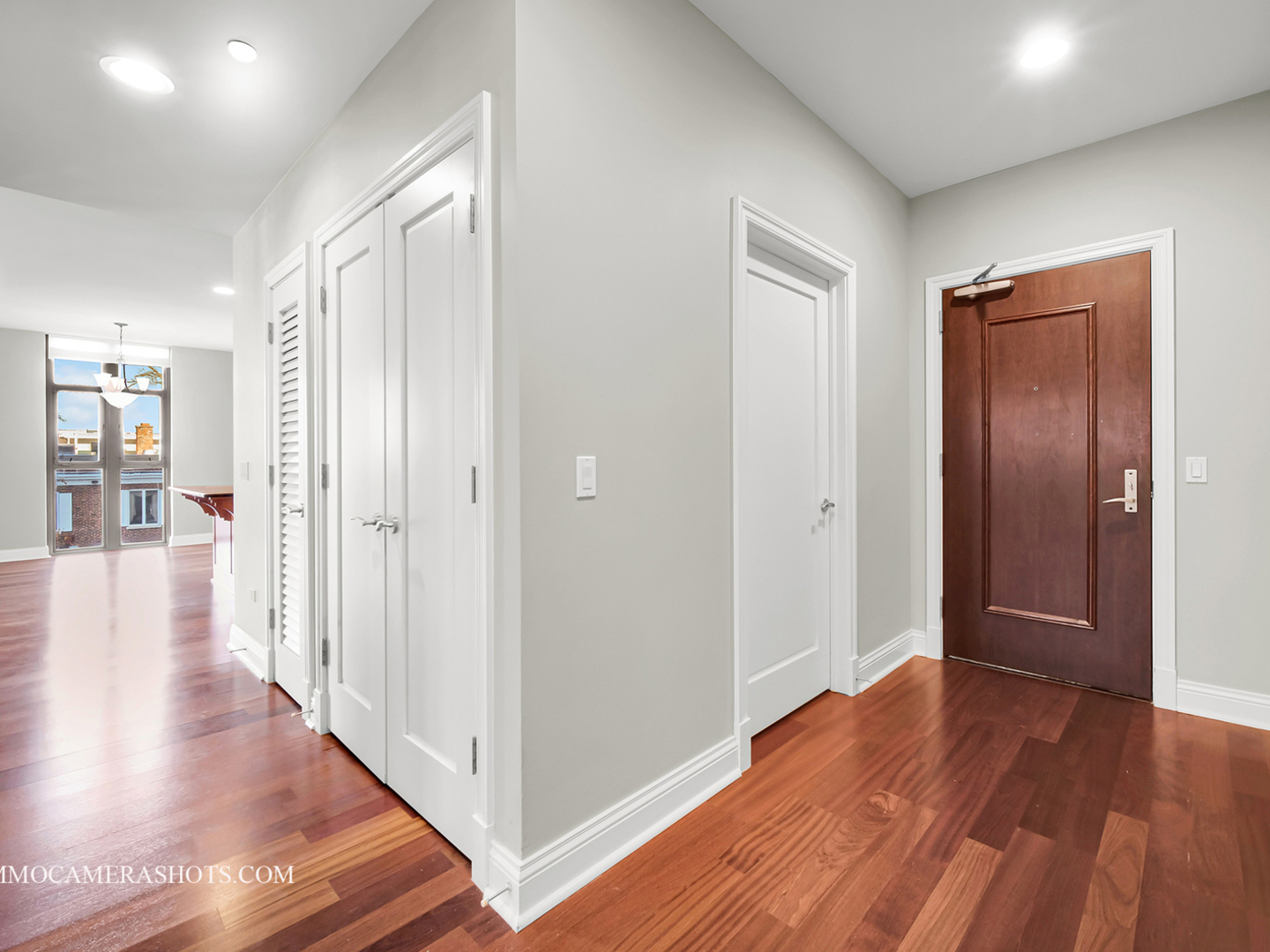 520 S Washington Street Unit: 201