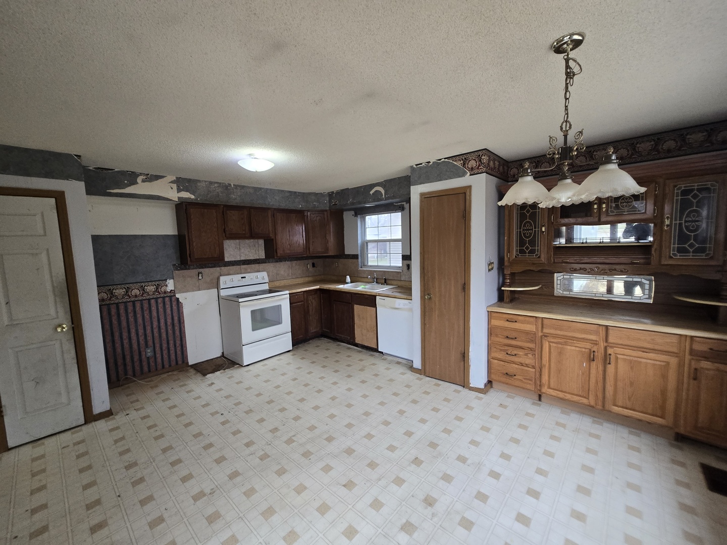 1420 Sioux Drive