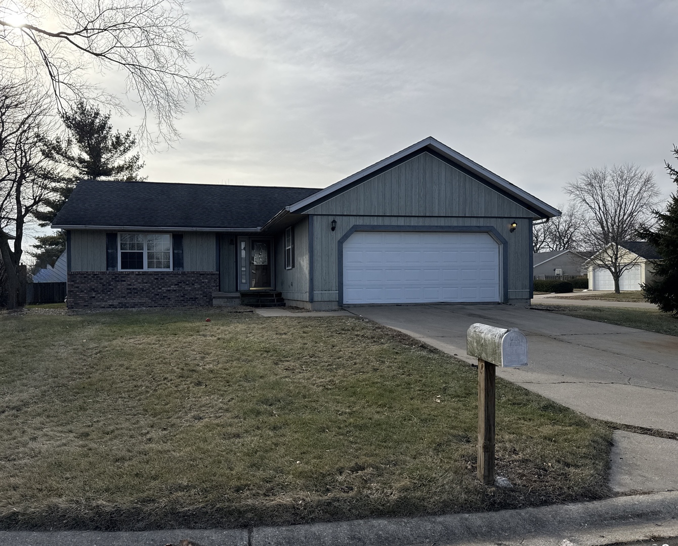 1420 Sioux Drive