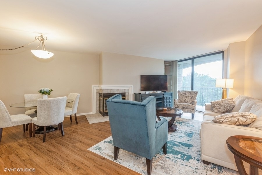 511 AURORA Avenue Unit: 606
