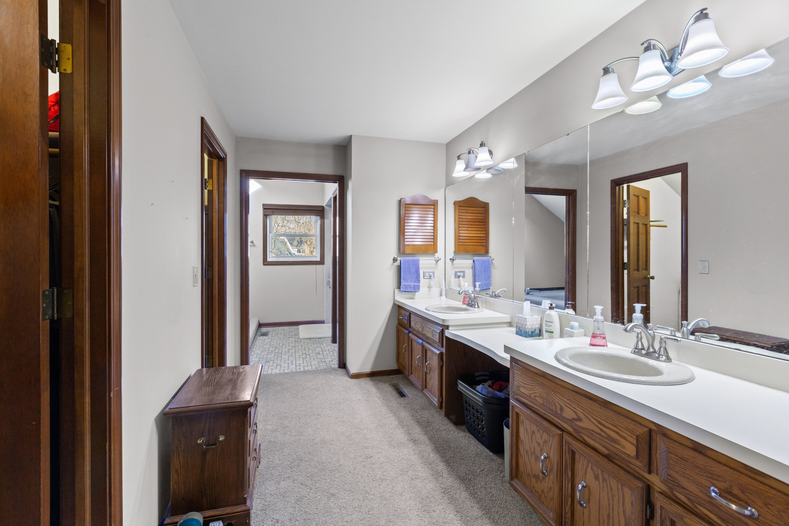 840 Mobile Court