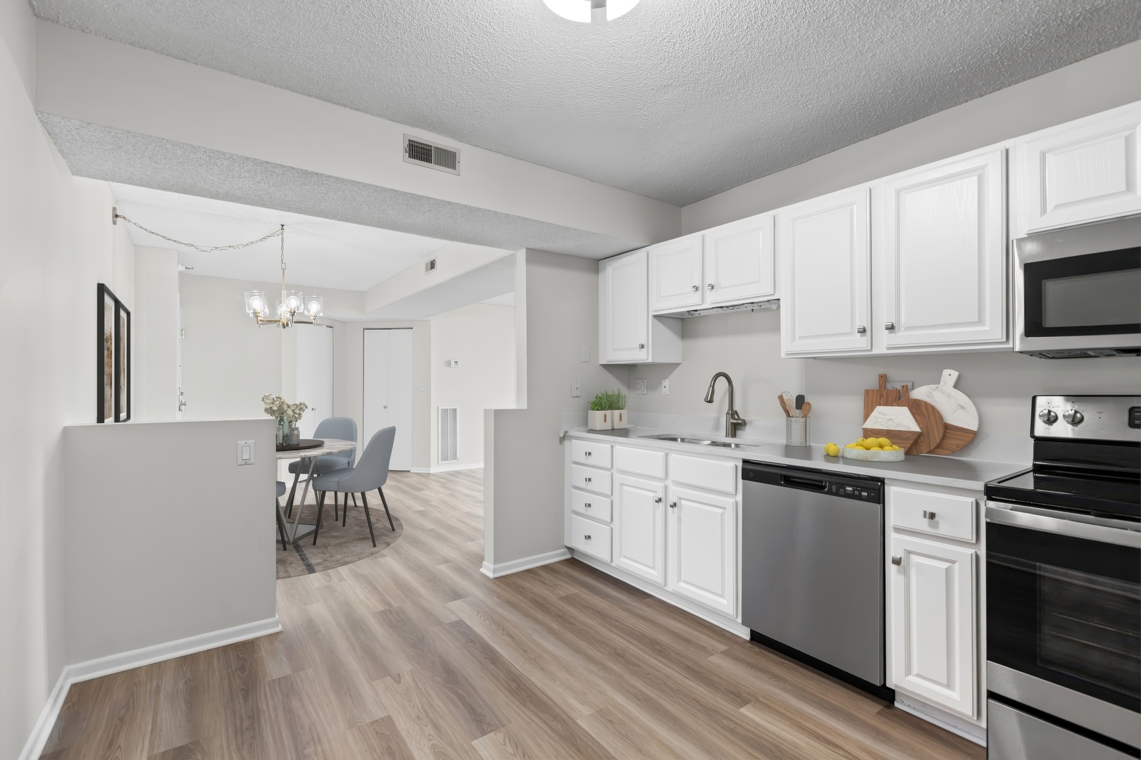511 Aurora Avenue Unit: 507