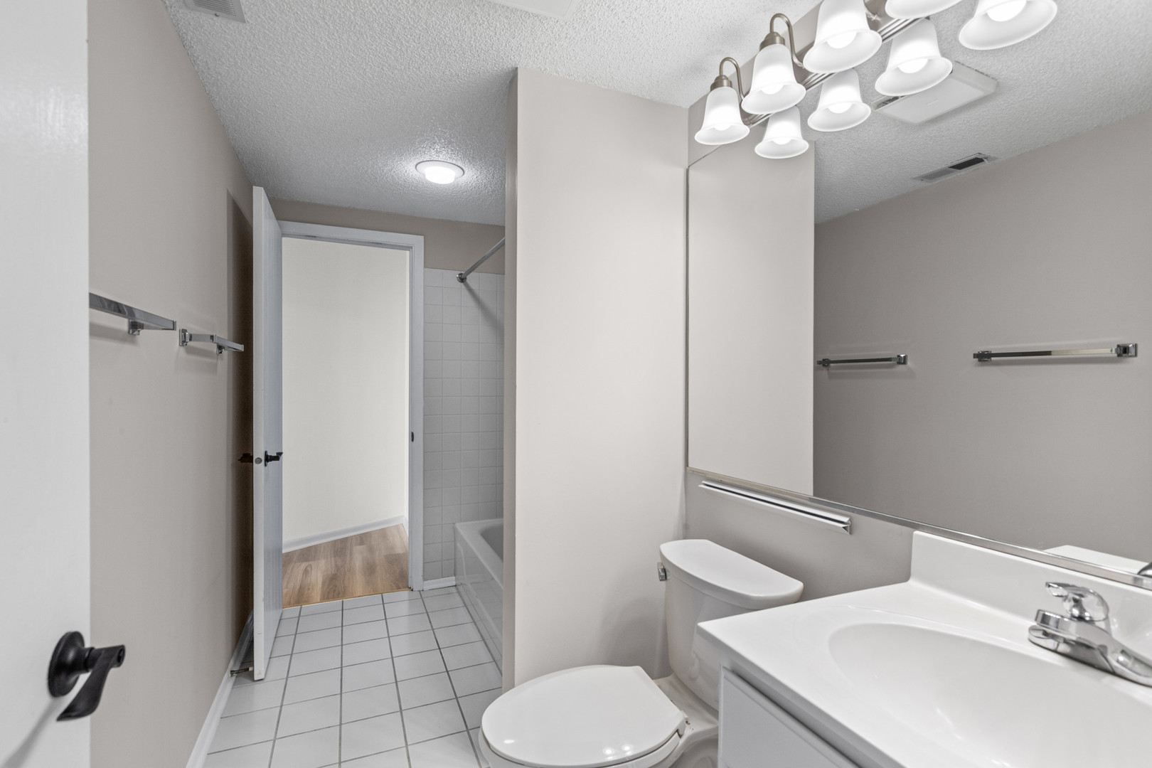 511 Aurora Avenue Unit: 507