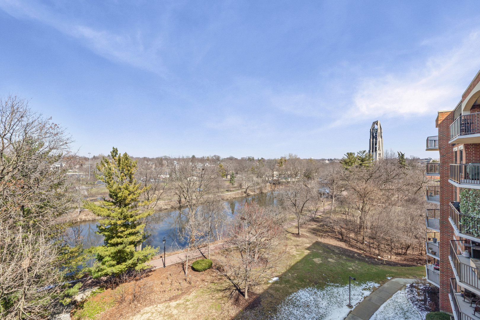 511 Aurora Avenue Unit: 507