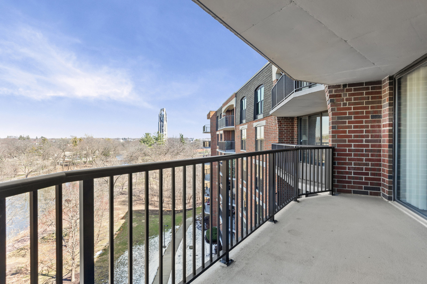 511 Aurora Avenue Unit: 507