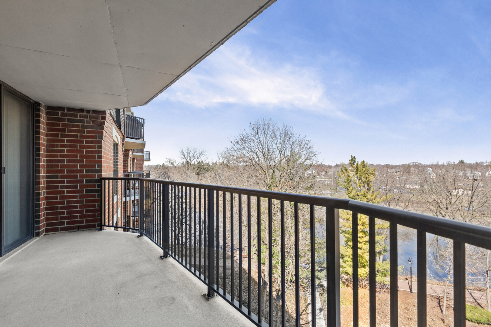 511 Aurora Avenue Unit: 507