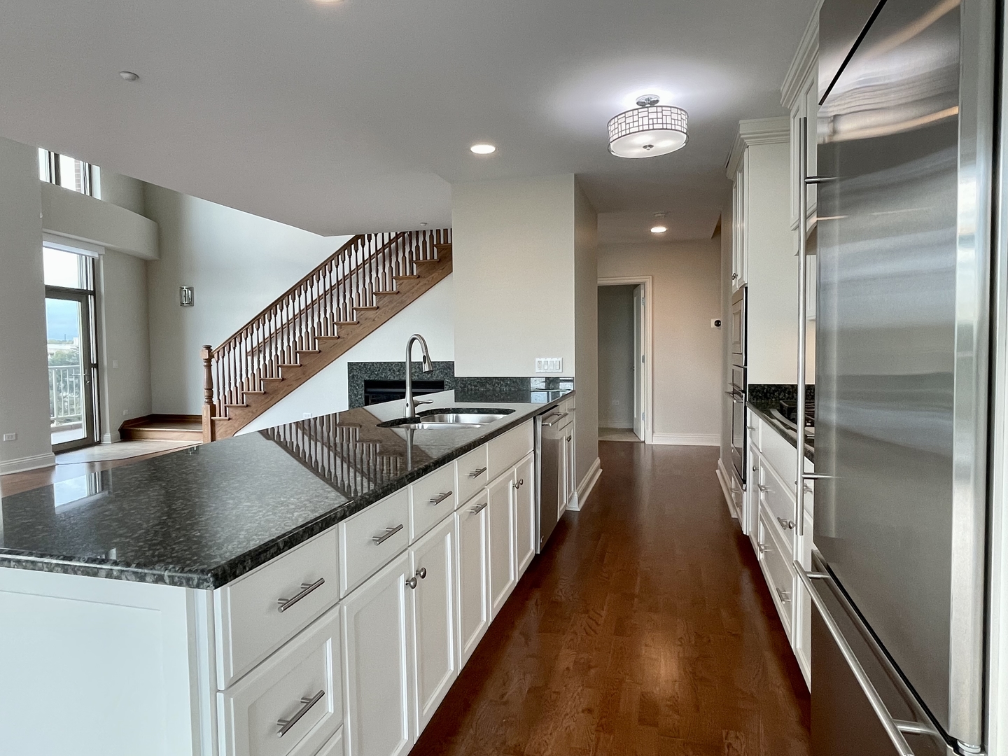 520 S WASHINGTON Street Unit: 604